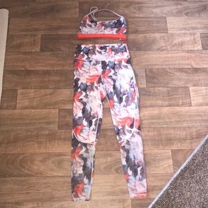 Stella High Waisted Leggings and sports bra Powerhold, fabletics